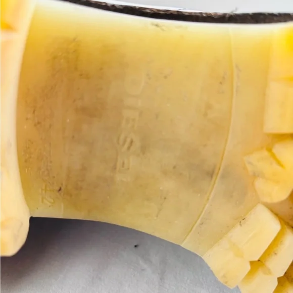 Diesel Men's Chukka Boots - Deep Burgundy size 9.5US - Picture 7 of 10